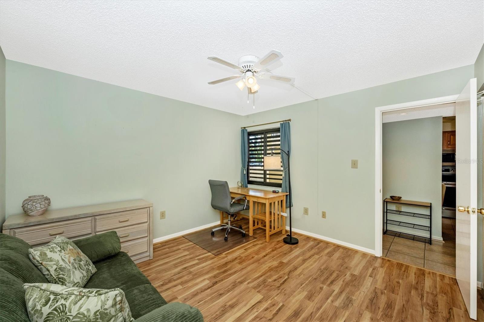 5219 LAKE VILLAGE DR #21 — photo 31