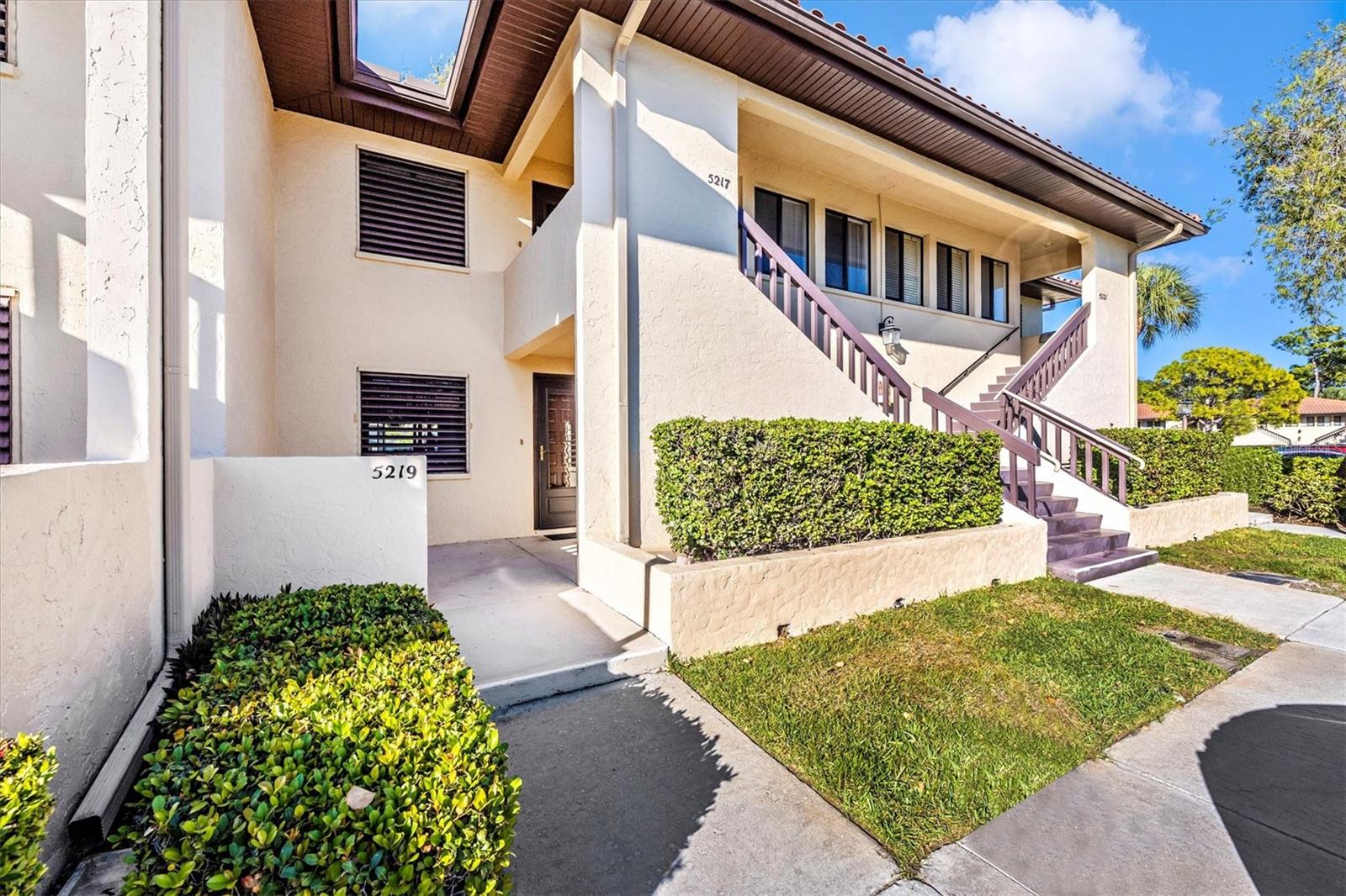 5219 LAKE VILLAGE DR #21 — photo 48