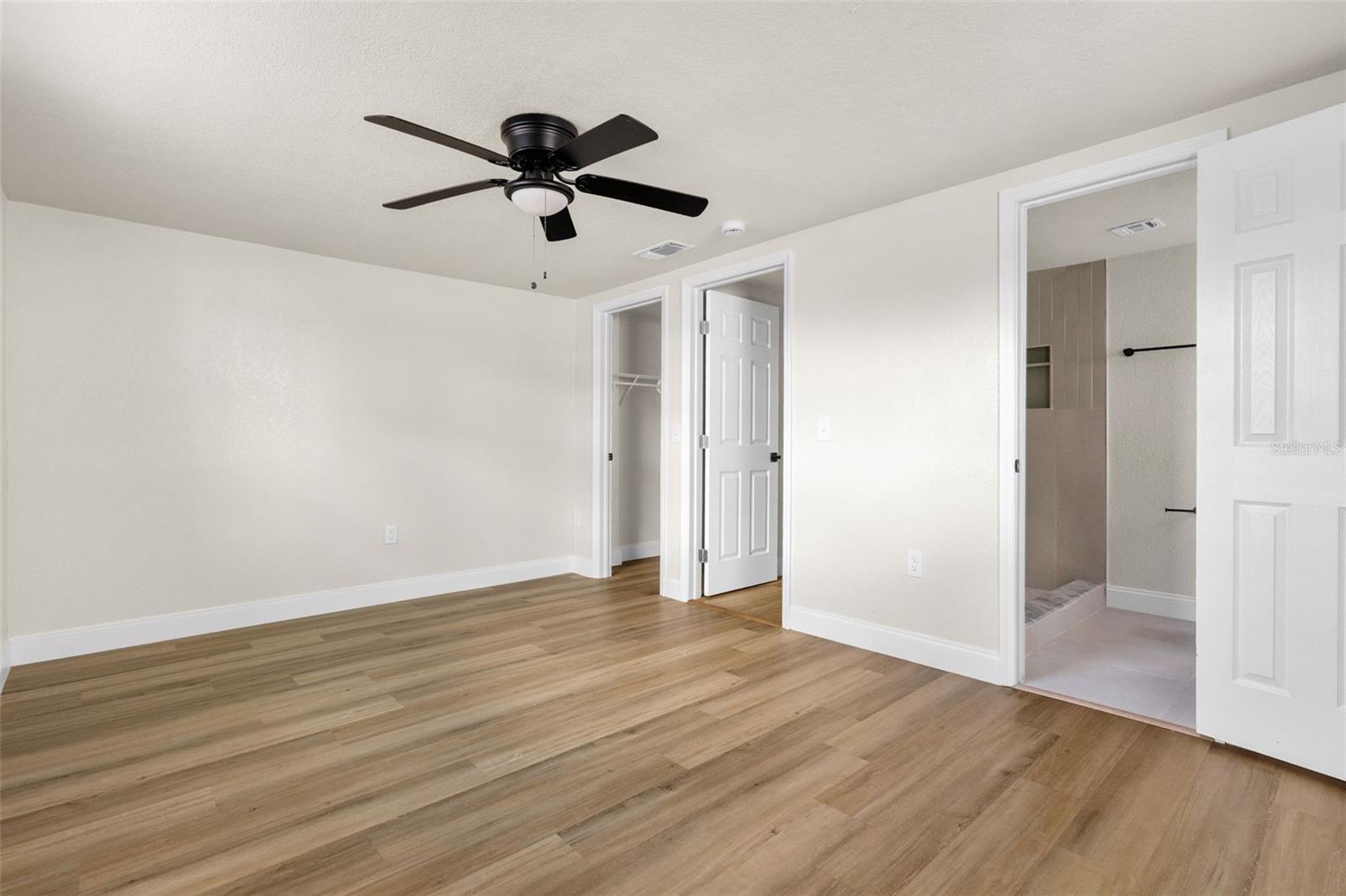 13804 VICTOR AVE — photo 23