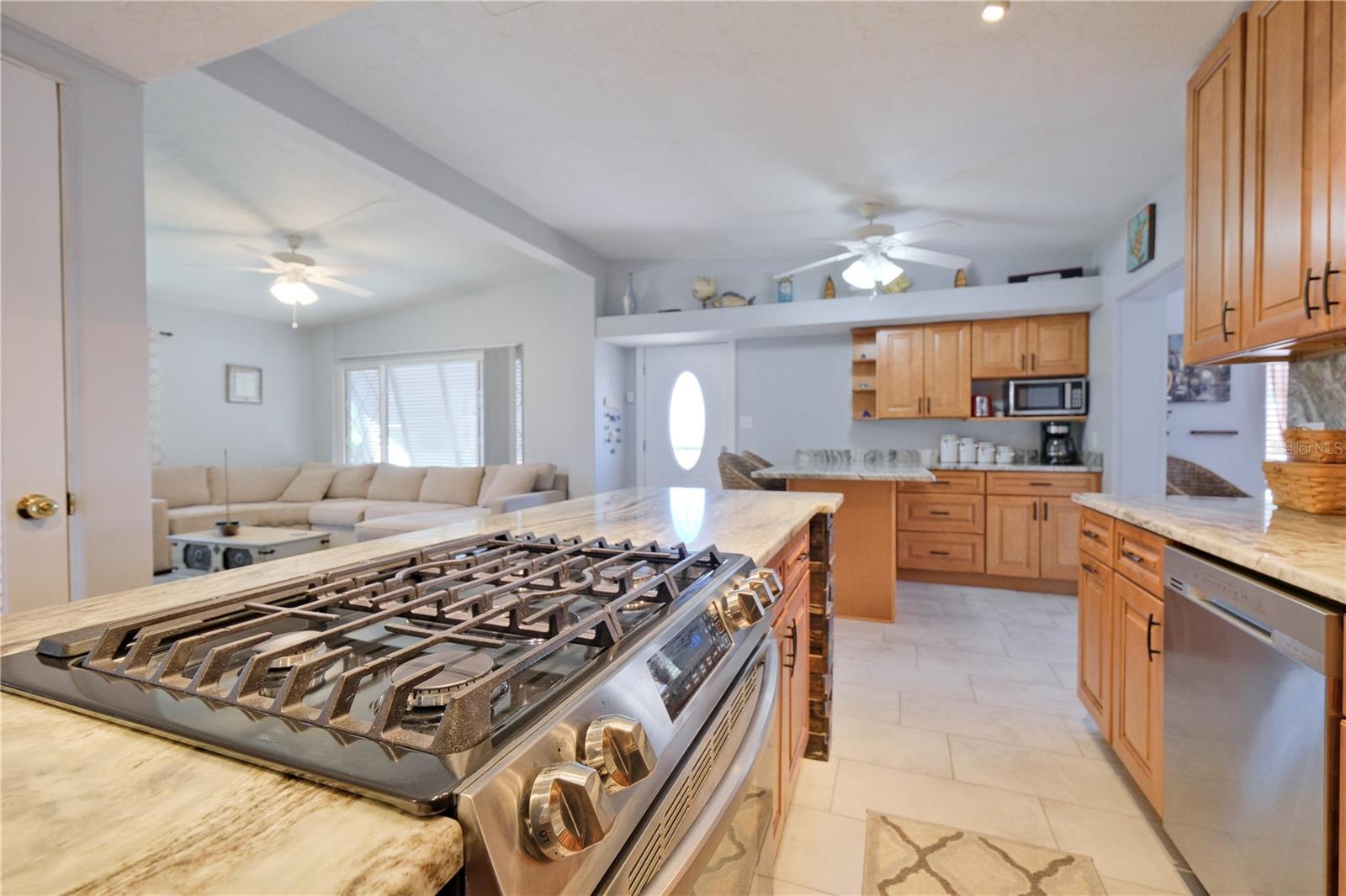 6811 GEORGIA AVE — photo 20