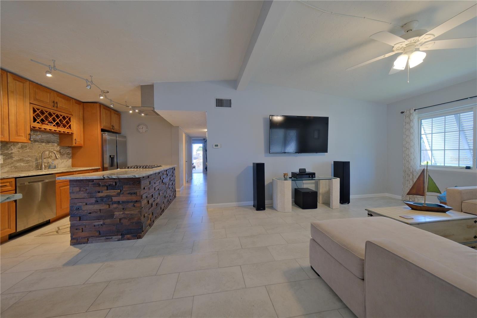 6811 GEORGIA AVE — photo 19