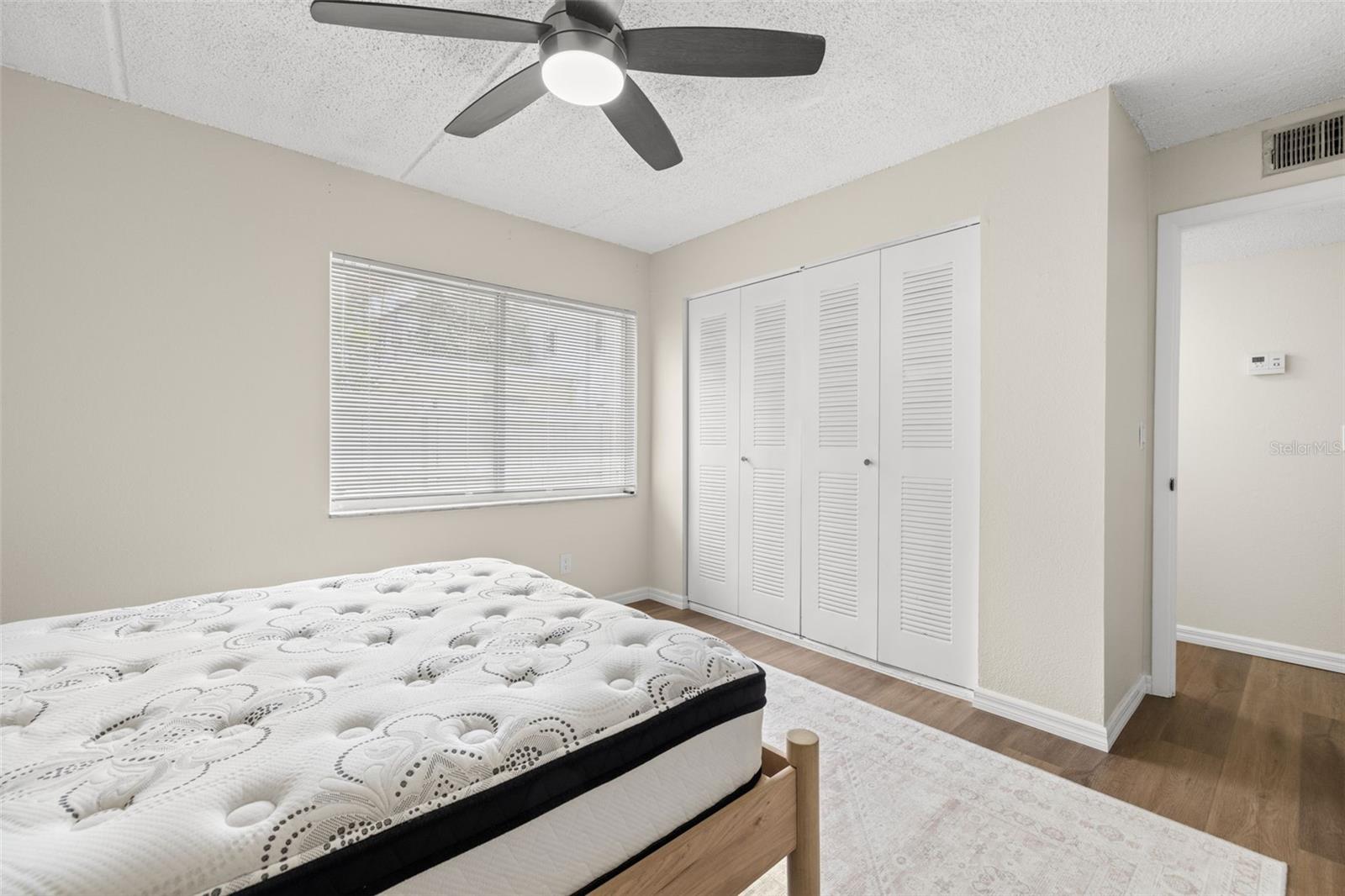 3206 W AZEELE ST #128 — photo 14