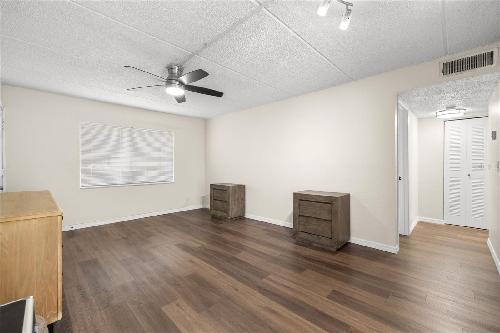 3206 W AZEELE ST #128 — photo 11