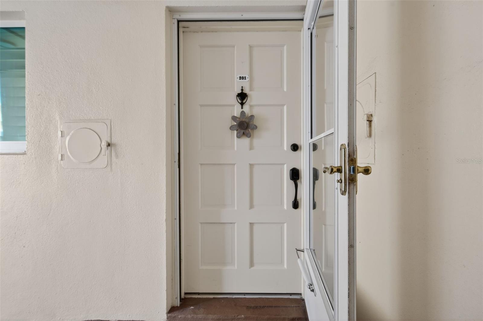 1200 N SHORE DR NE #201 furnished — photo 2