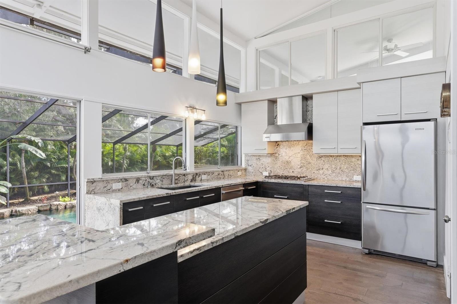 425 PARTRIDGE CIR — photo 13