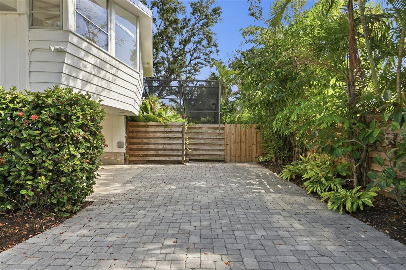 425 PARTRIDGE CIR — photo 53