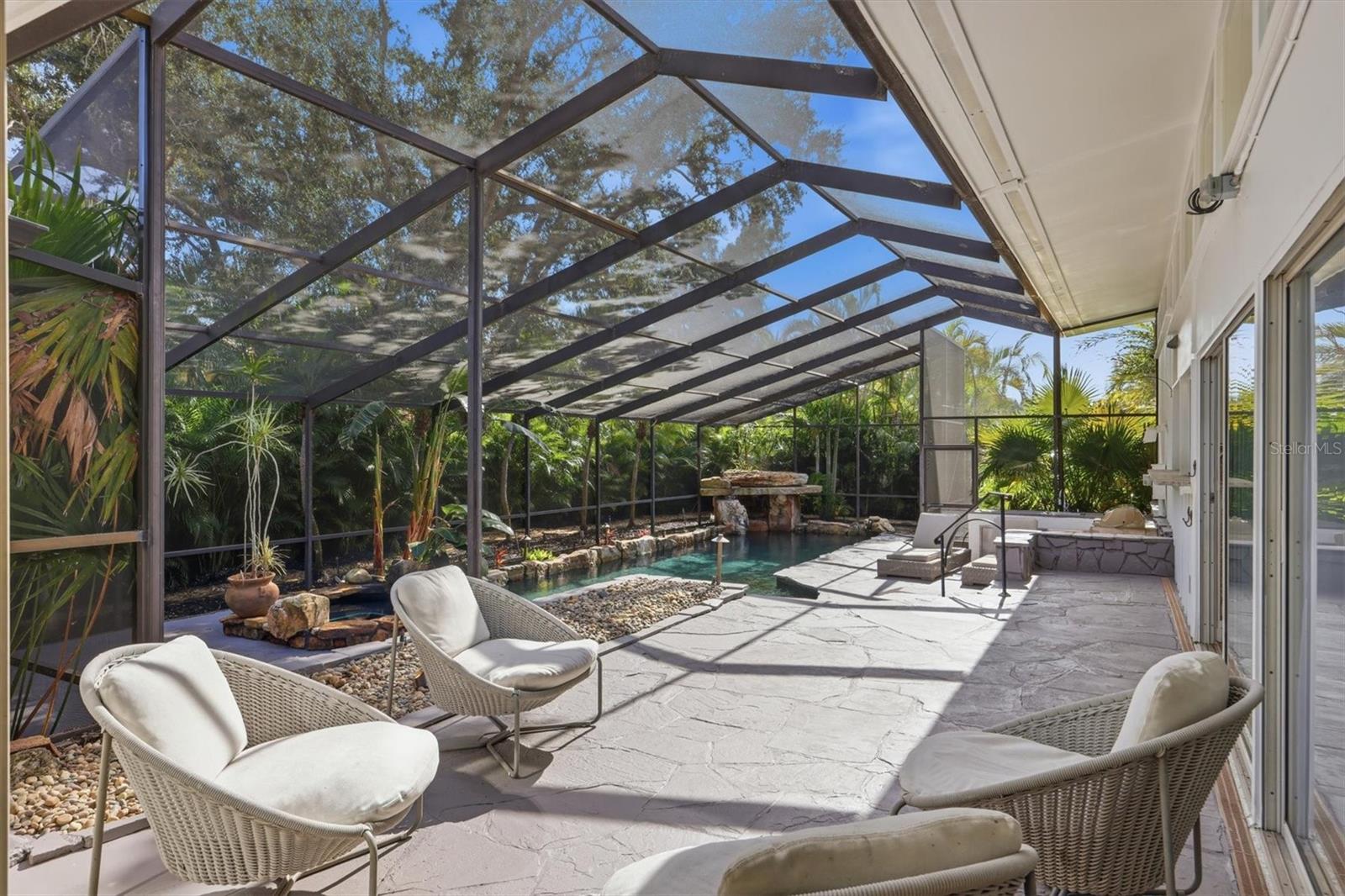 425 PARTRIDGE CIR — photo 37