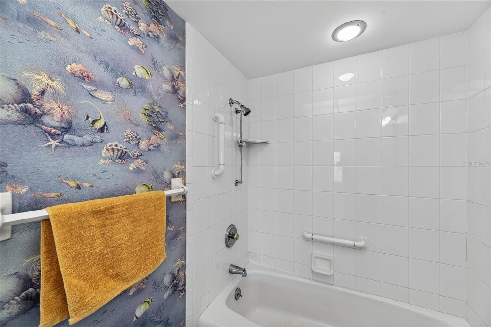 131 BLUFF VIEW DR #403 — photo 25