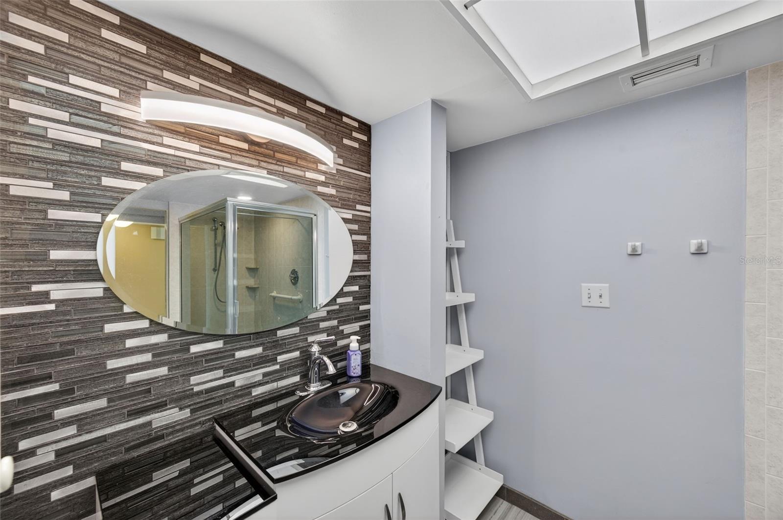 131 BLUFF VIEW DR #403 — photo 14
