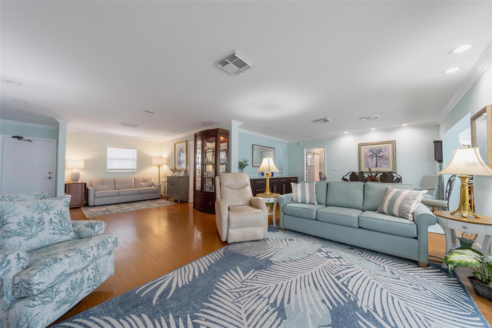 5020 BRITTANY DR S #324 — photo 14