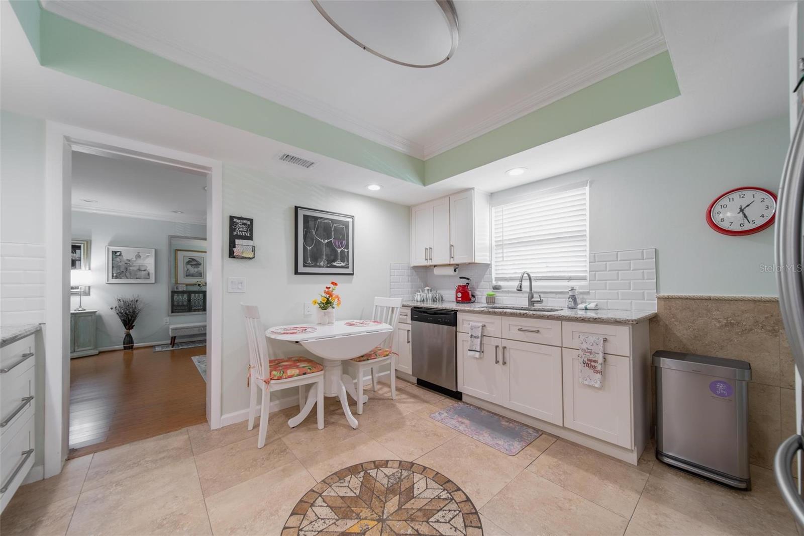 5020 BRITTANY DR S #324 — photo 6