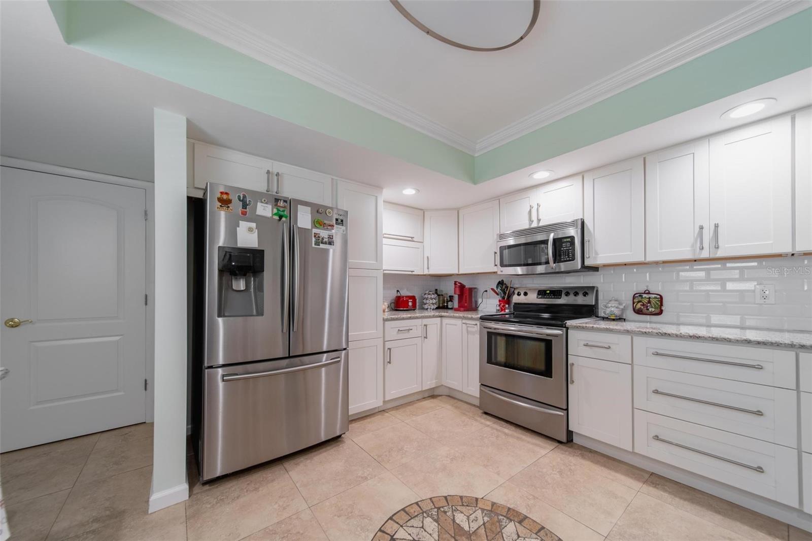 5020 BRITTANY DR S #324 — photo 4