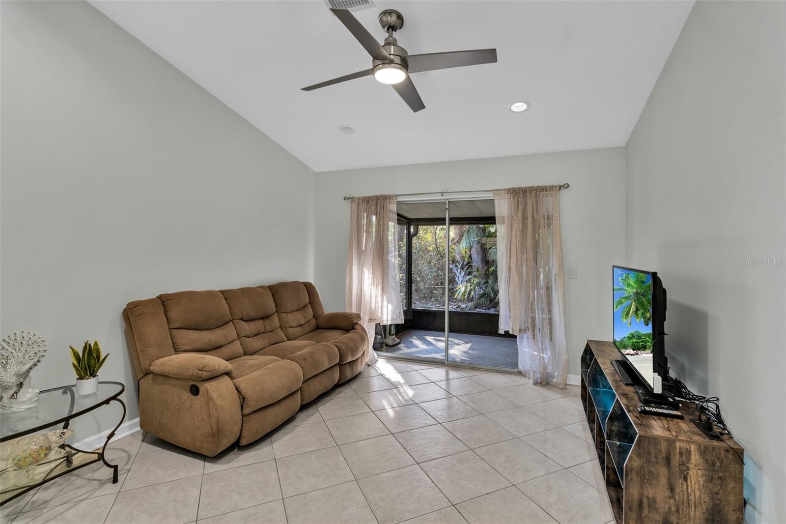 5370 ROYAL PALM AVE #5370 — photo 16