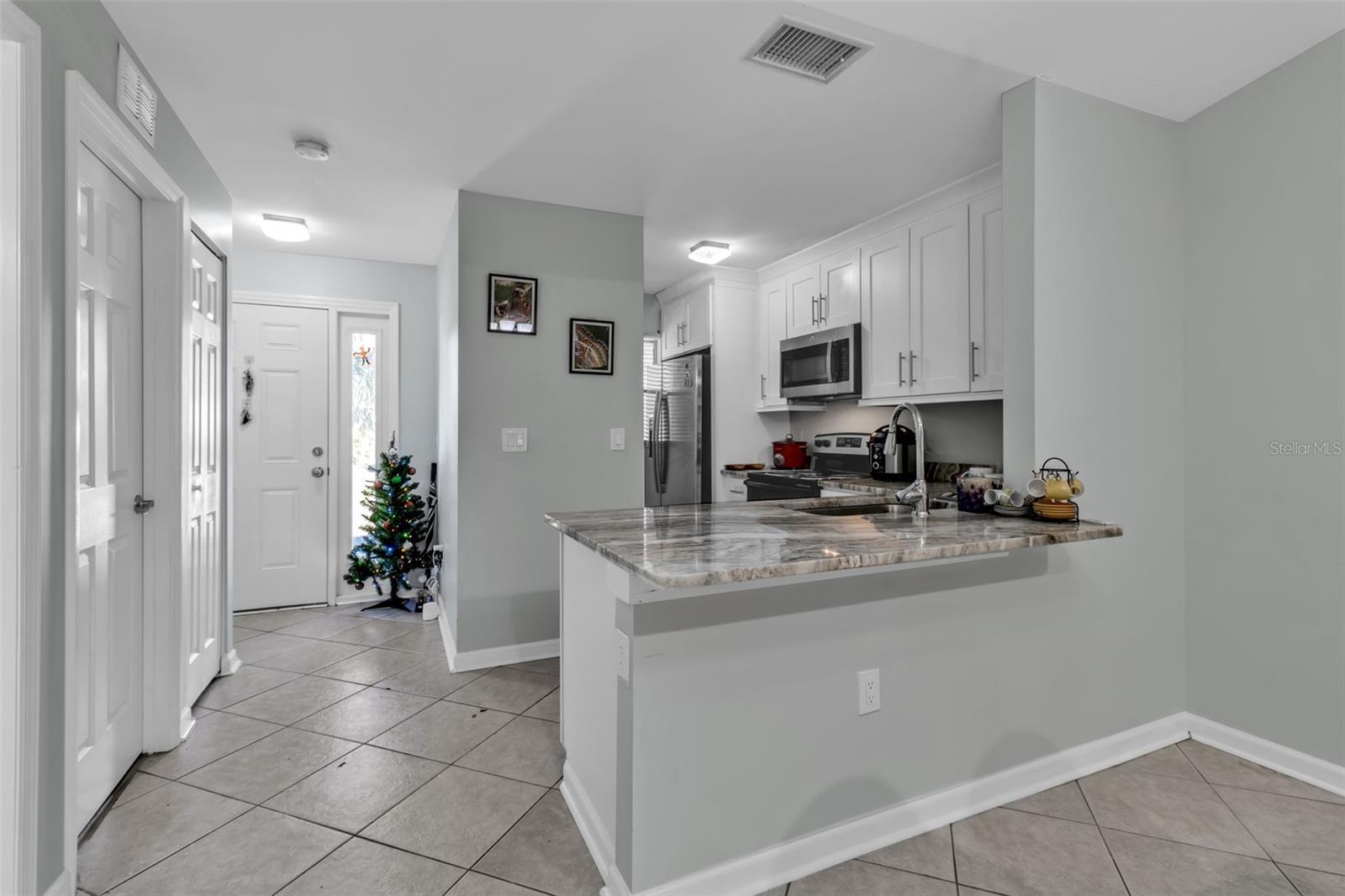 5370 ROYAL PALM AVE #5370 — photo 5