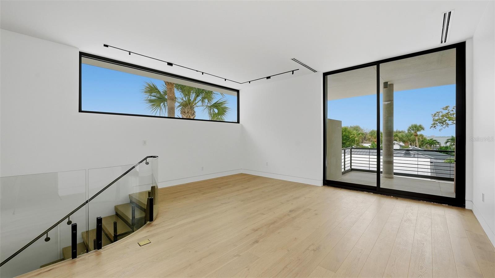 359 N SHORE DR — photo 27
