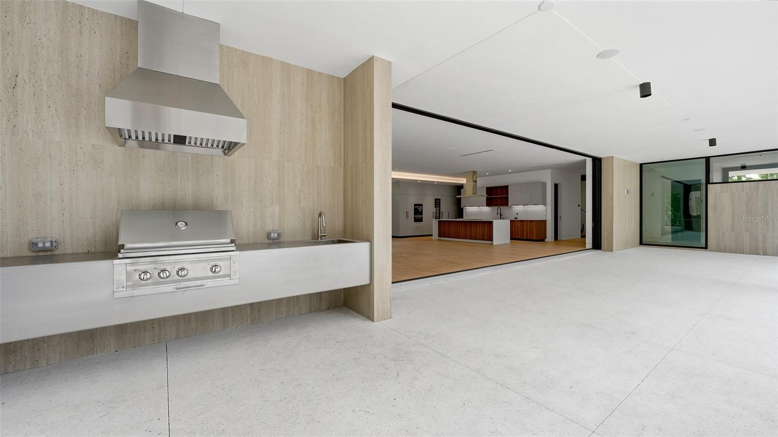 359 N SHORE DR — photo 36