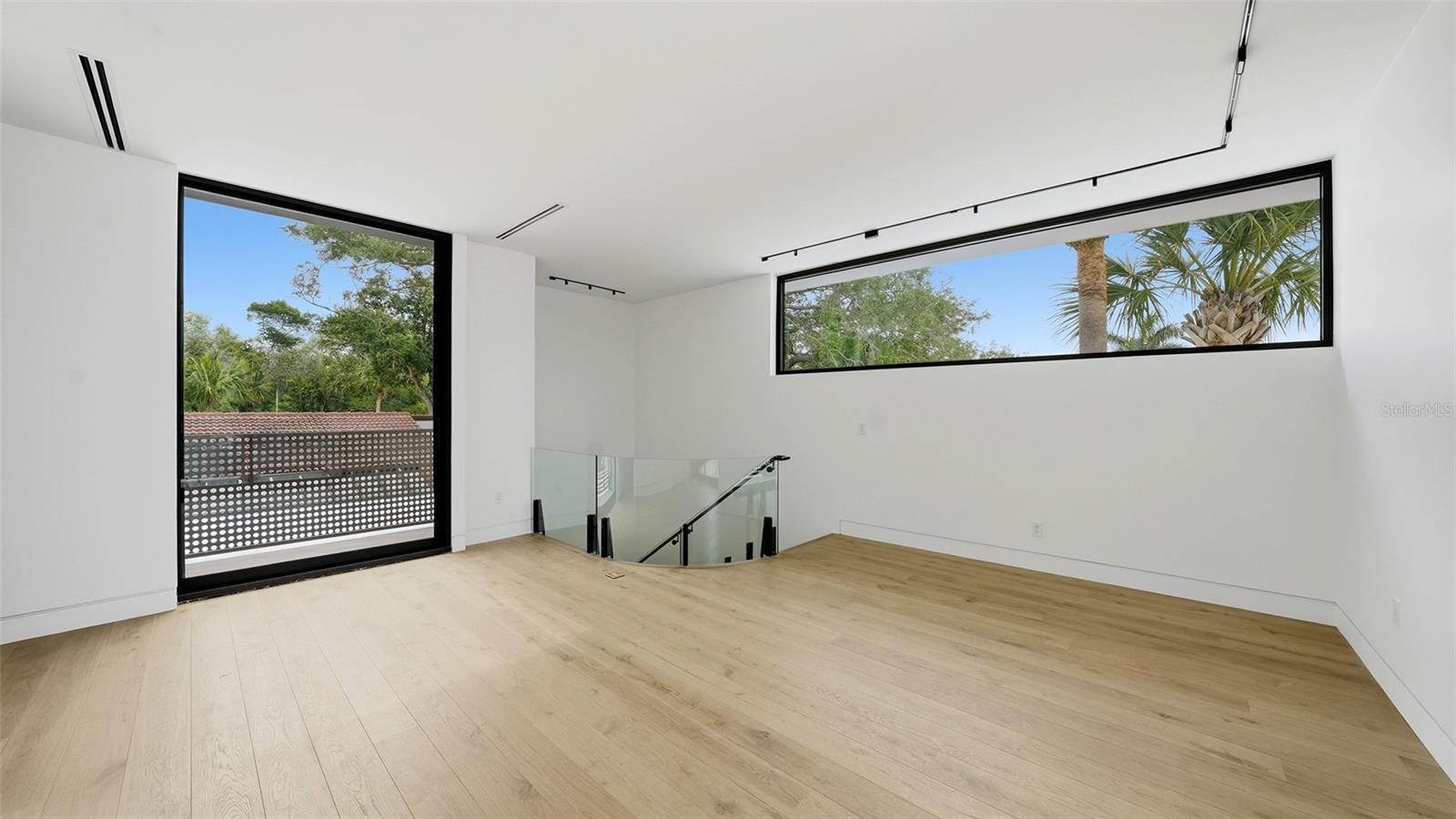 359 N SHORE DR — photo 30