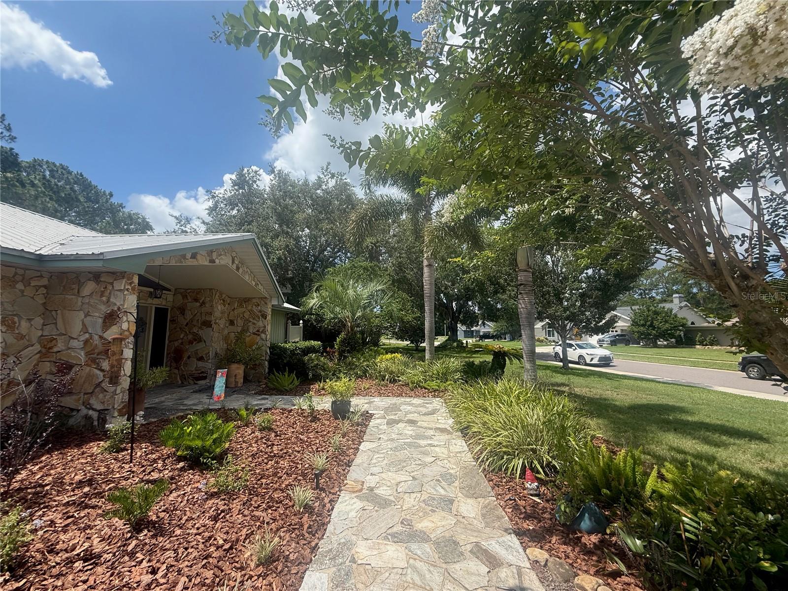 2215 TONIWOOD LN — photo 6