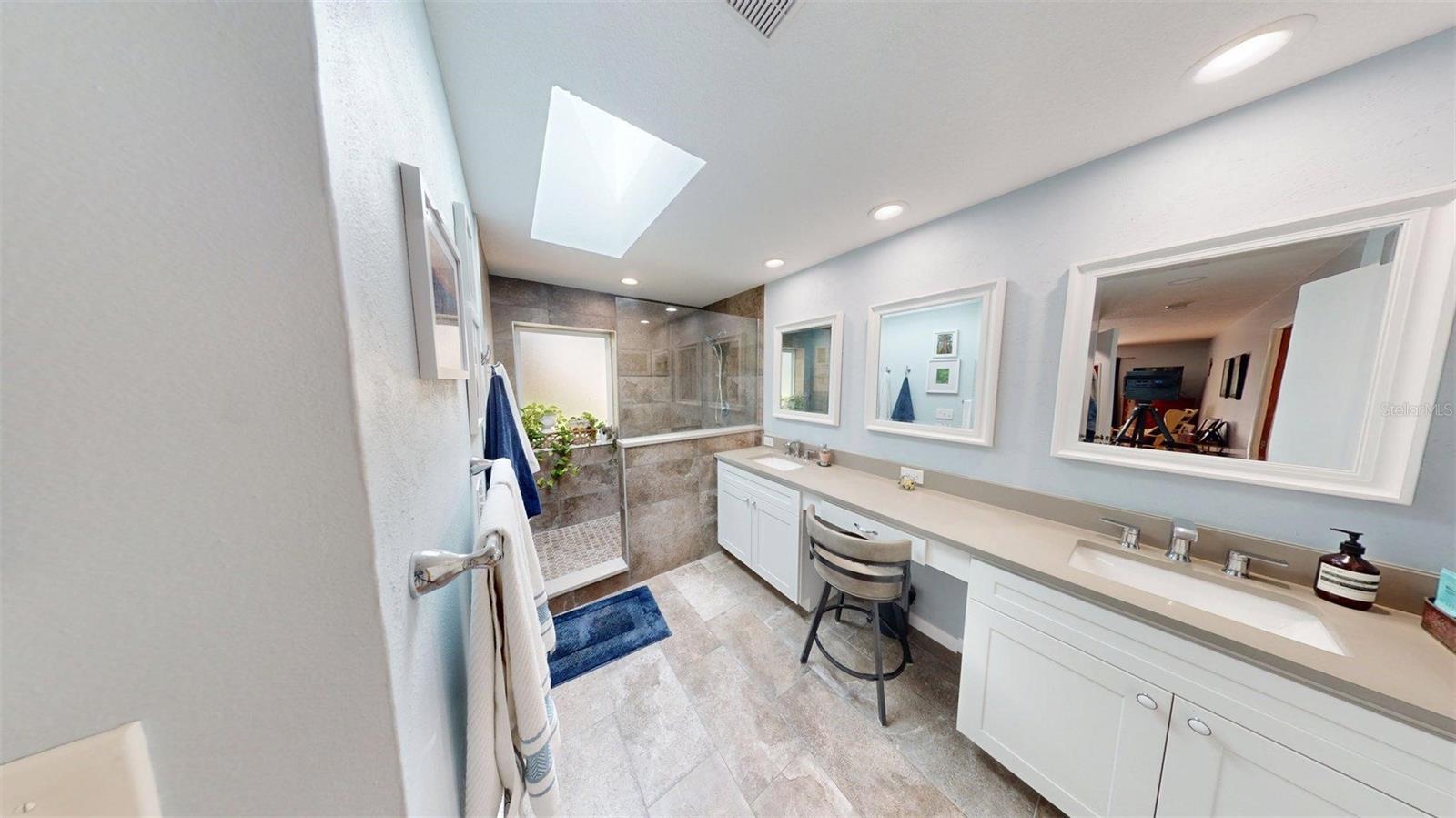 2215 TONIWOOD LN — photo 30