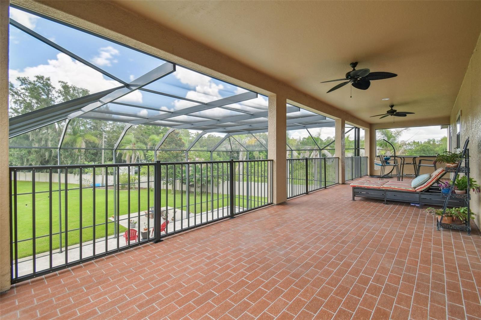 2566 LAKE MANOR DR — photo 61