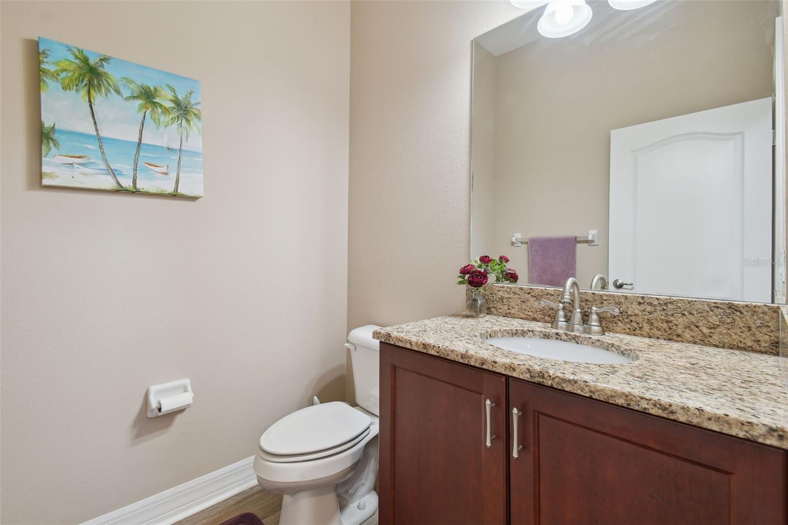 2566 LAKE MANOR DR — photo 16