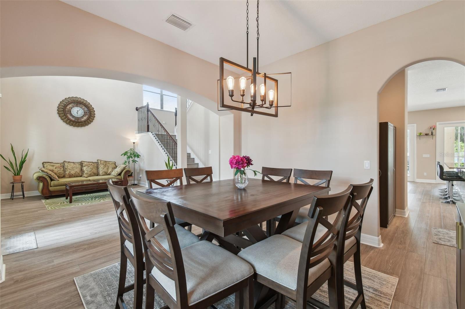 2566 LAKE MANOR DR — photo 15