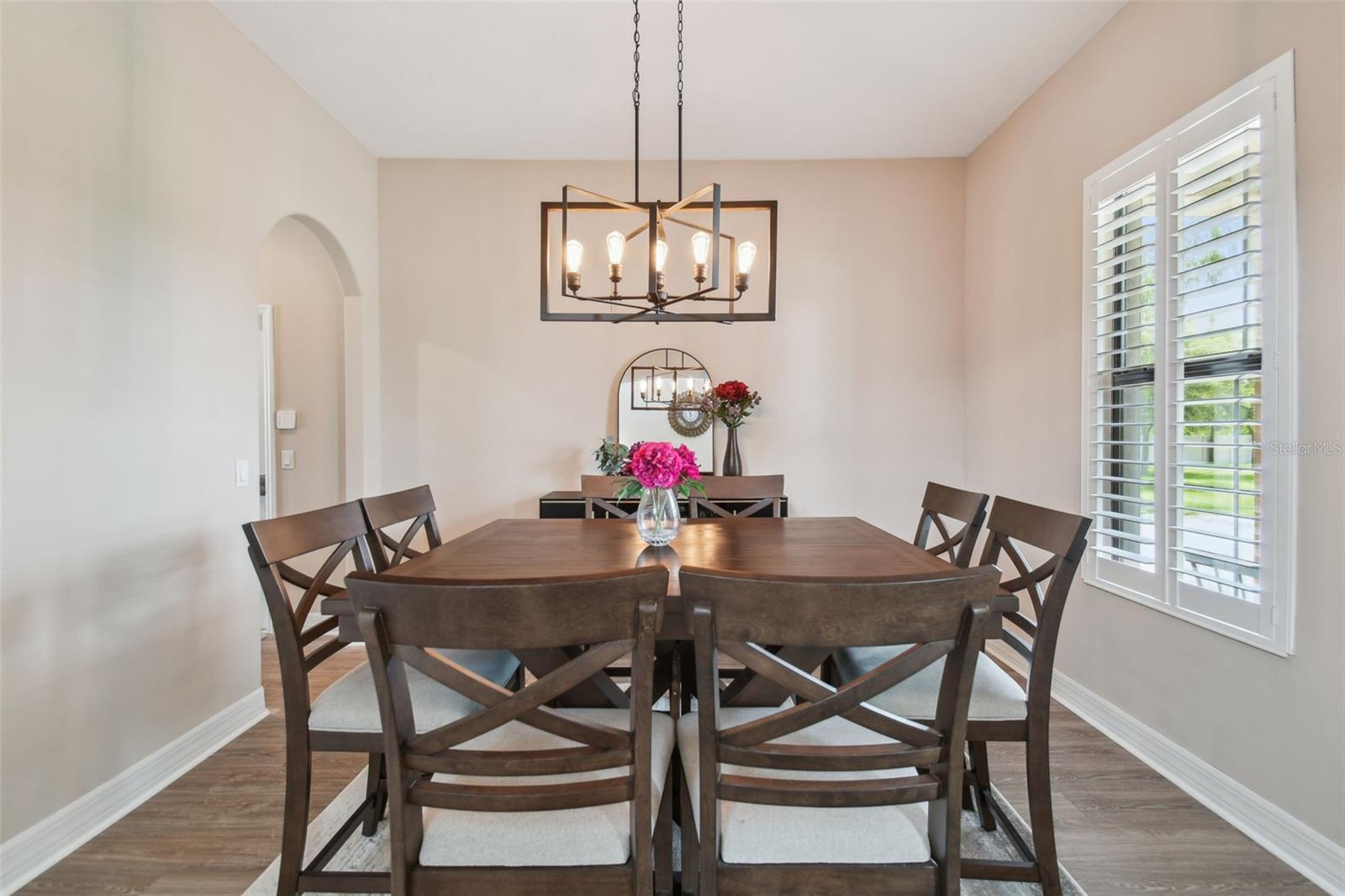 2566 LAKE MANOR DR — photo 14