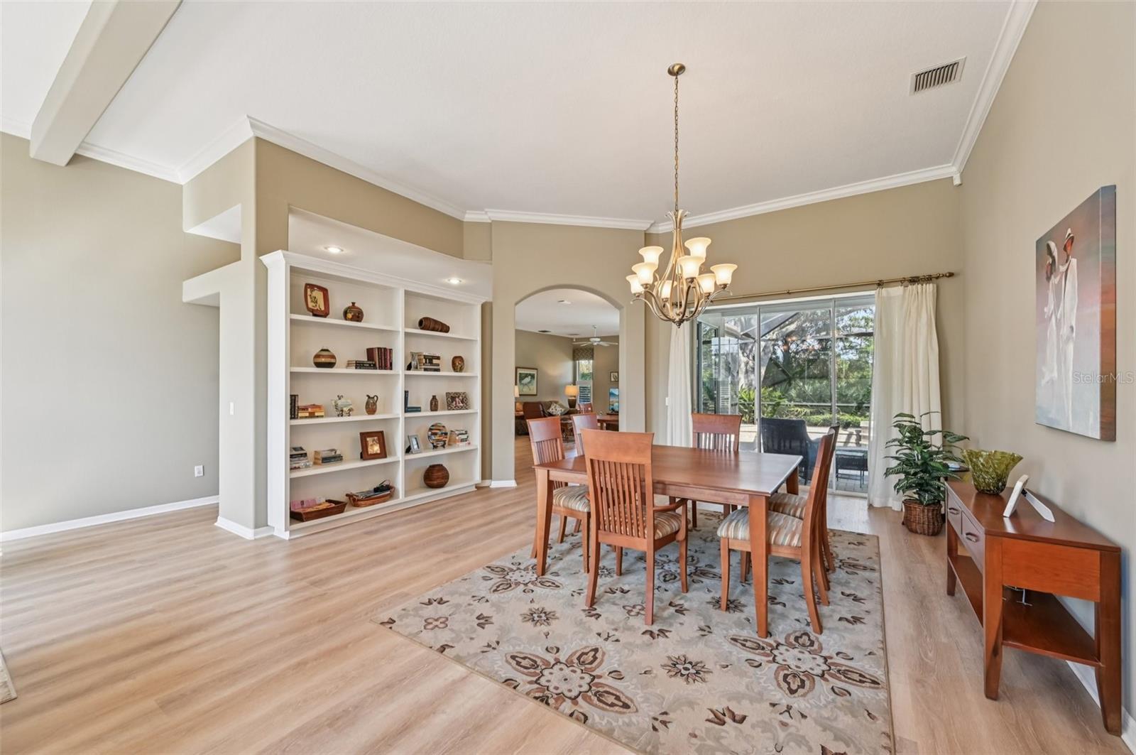 514 SUMMERFIELD WAY — photo 8