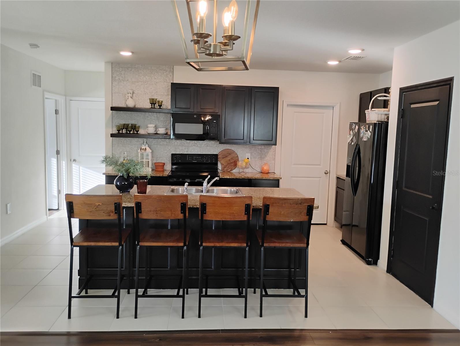 5150 SAN PALERMO DR — photo 11