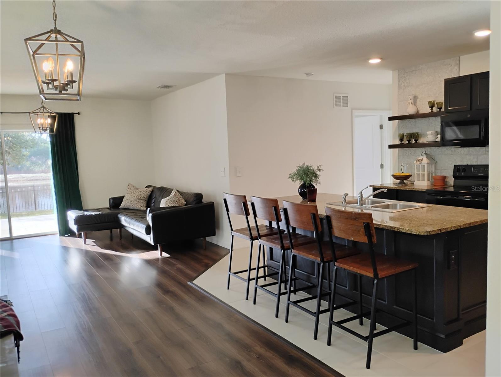 5150 SAN PALERMO DR — photo 9