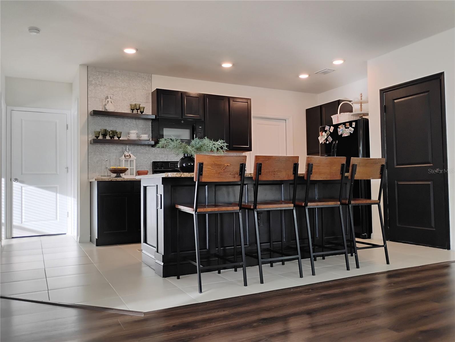 5150 SAN PALERMO DR — photo 10