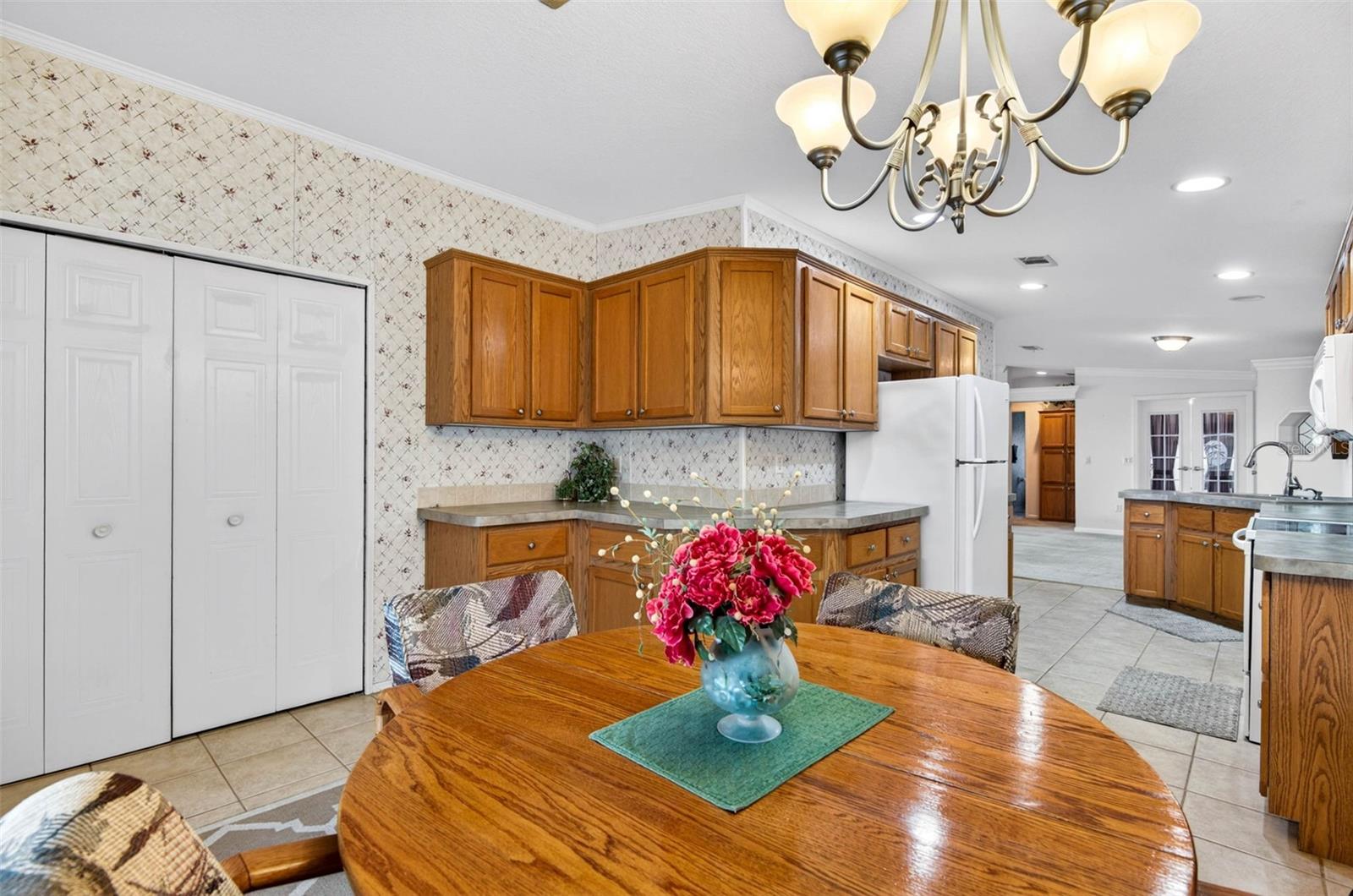 10047 EQUITY AVE — photo 15