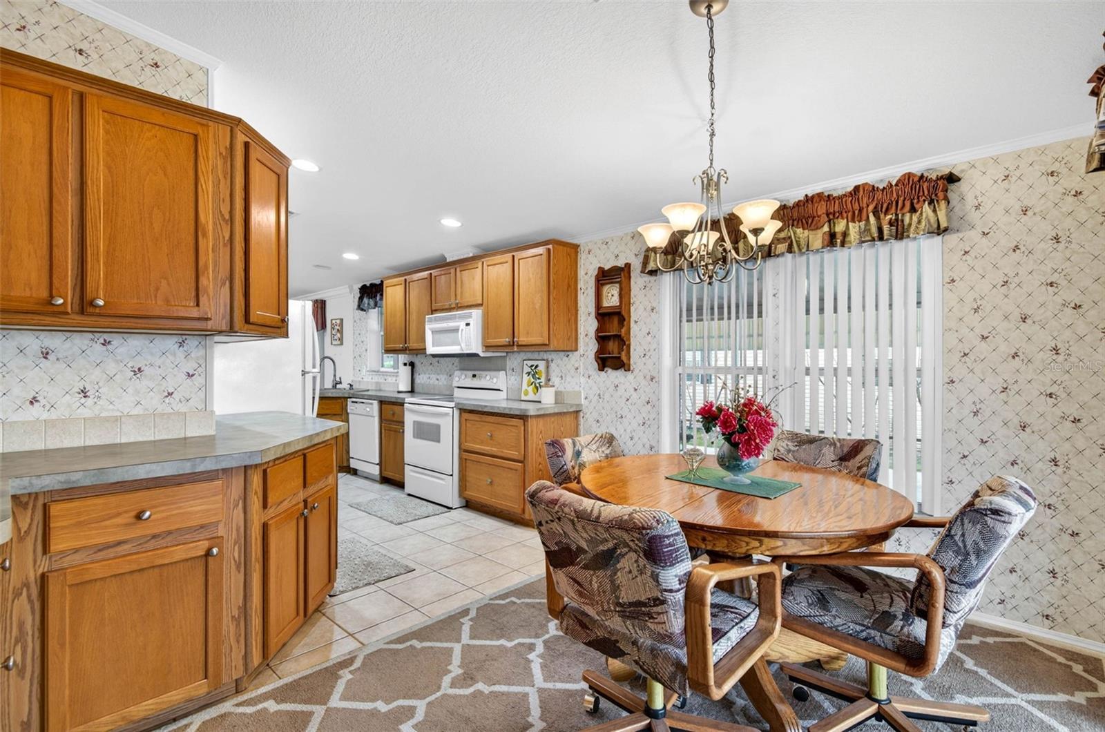10047 EQUITY AVE — photo 14