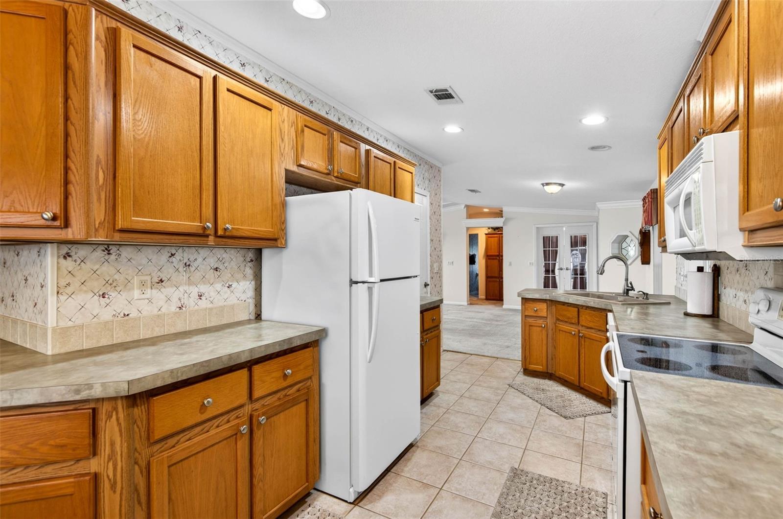 10047 EQUITY AVE — photo 12