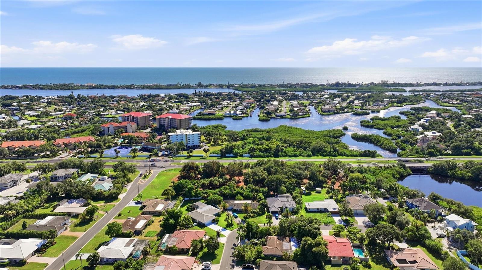 2099 S TAMIAMI TRL — photo 8