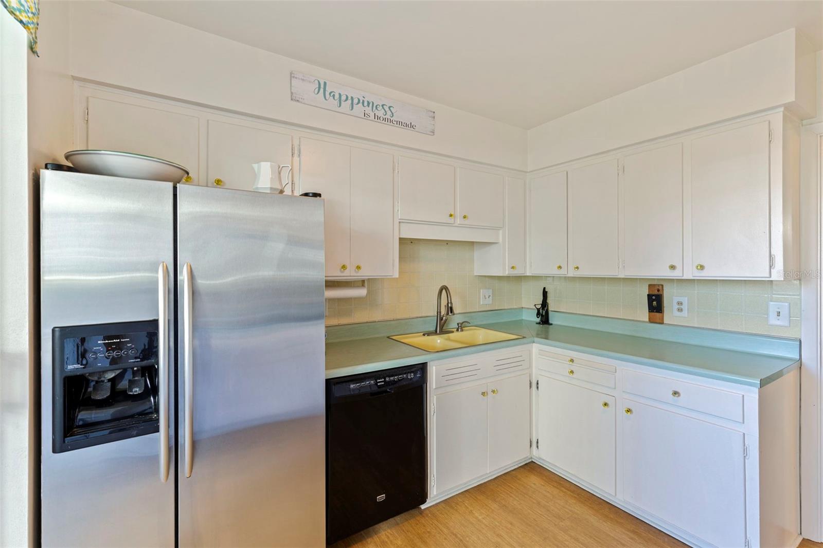 1036 NORTH SHORE DR NE #1 — photo 11