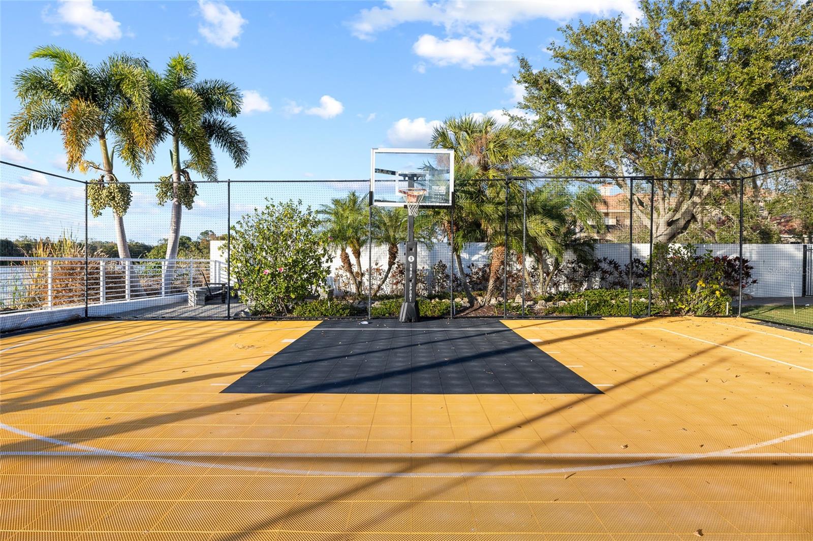 951 S BAYSHORE BLVD — photo 43