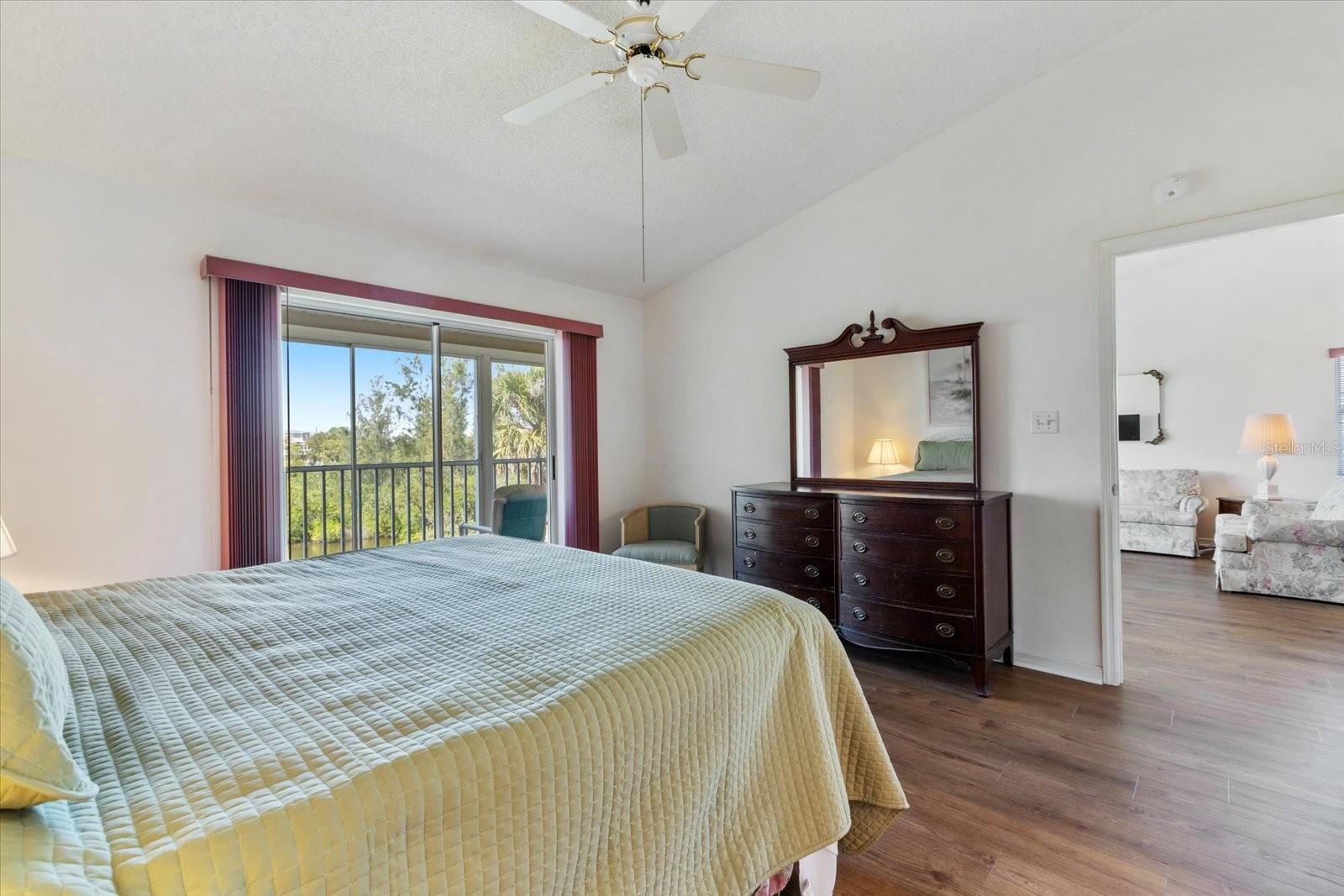 841 WATERSIDE DR #206 — photo 35