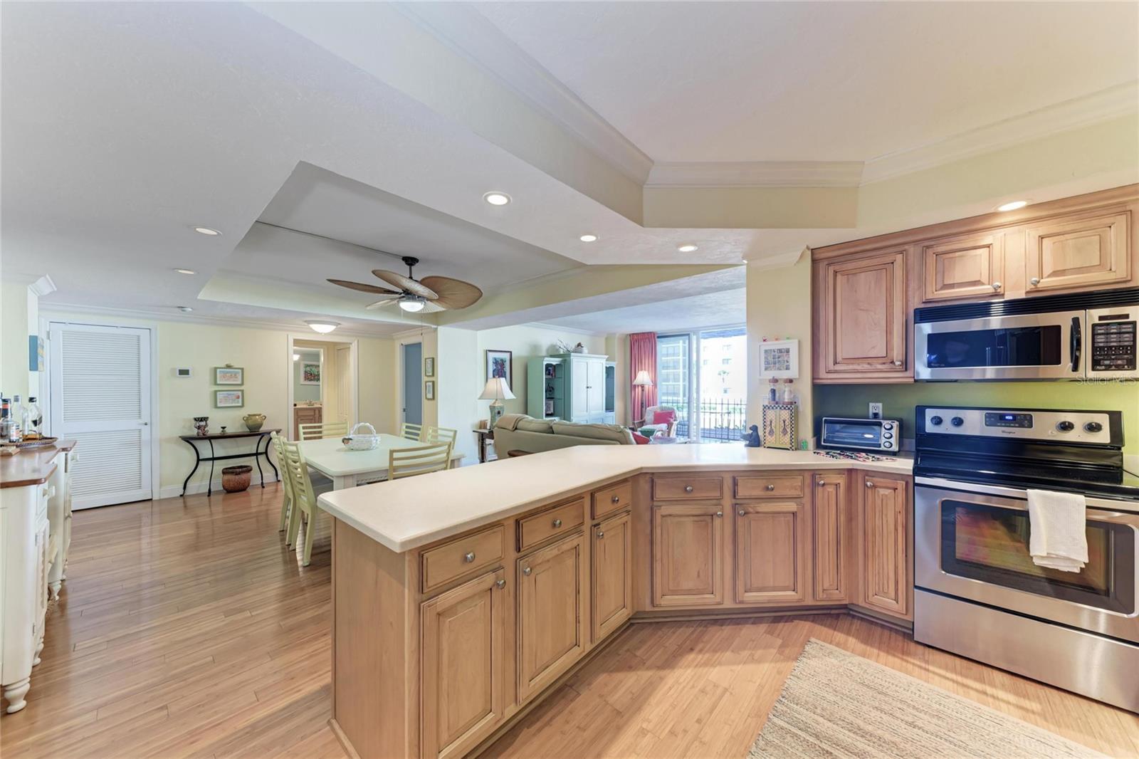 1212 BENJAMIN FRANKLIN DR #208 — photo 9