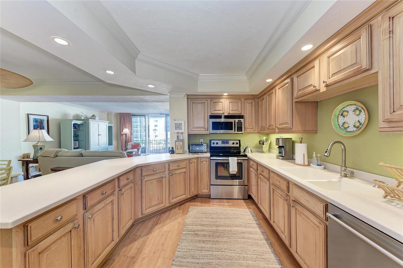 1212 BENJAMIN FRANKLIN DR #208 — photo 7