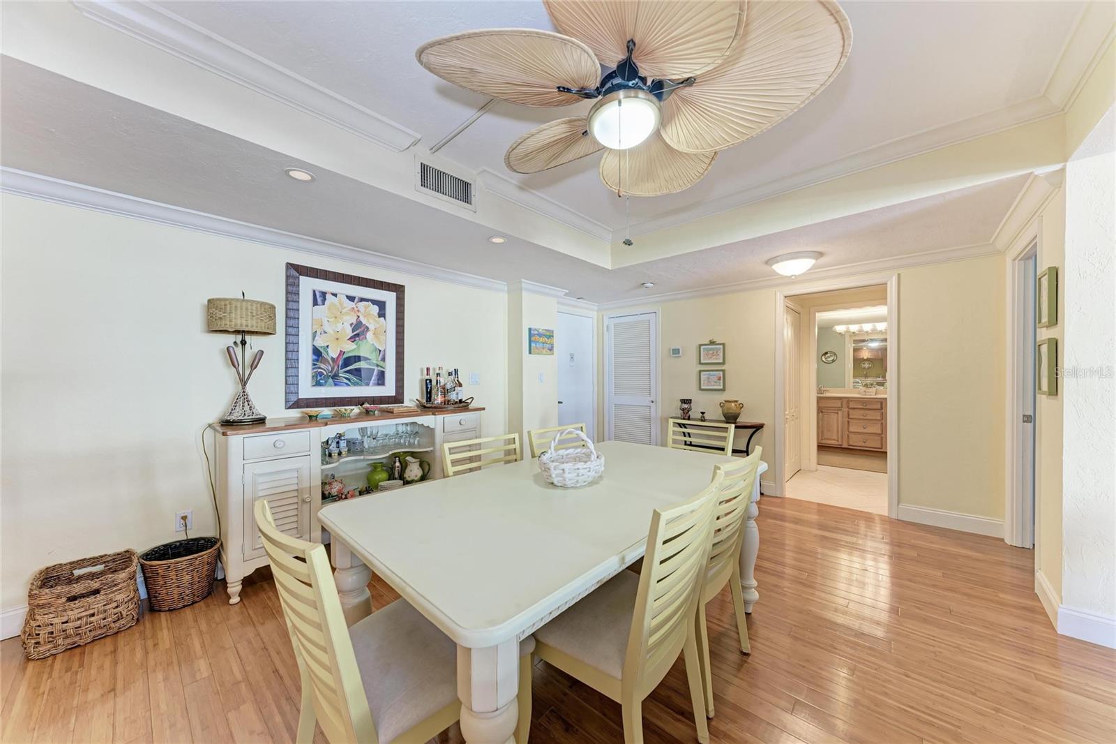 1212 BENJAMIN FRANKLIN DR #208 — photo 4