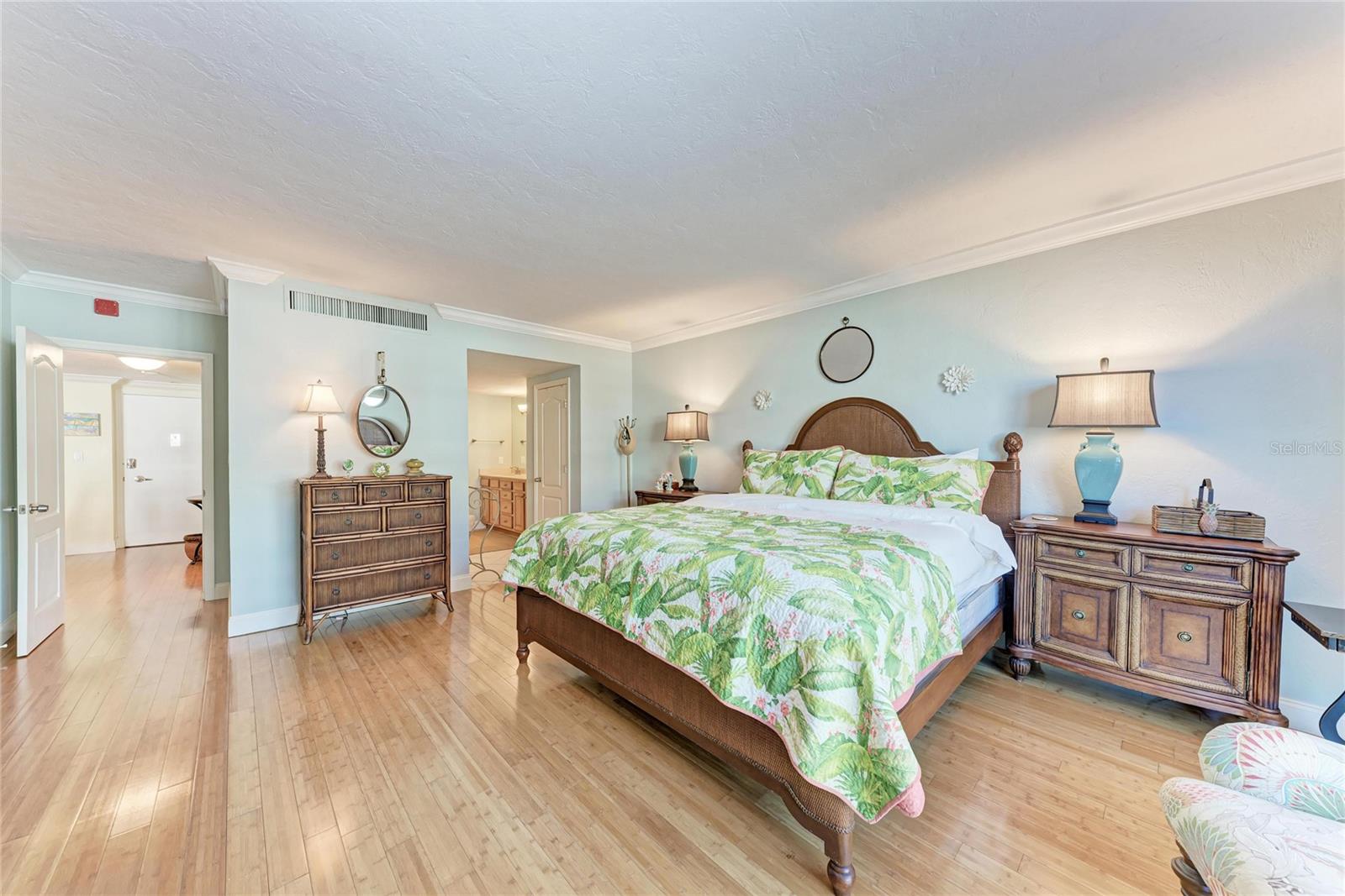 1212 BENJAMIN FRANKLIN DR #208 — photo 13