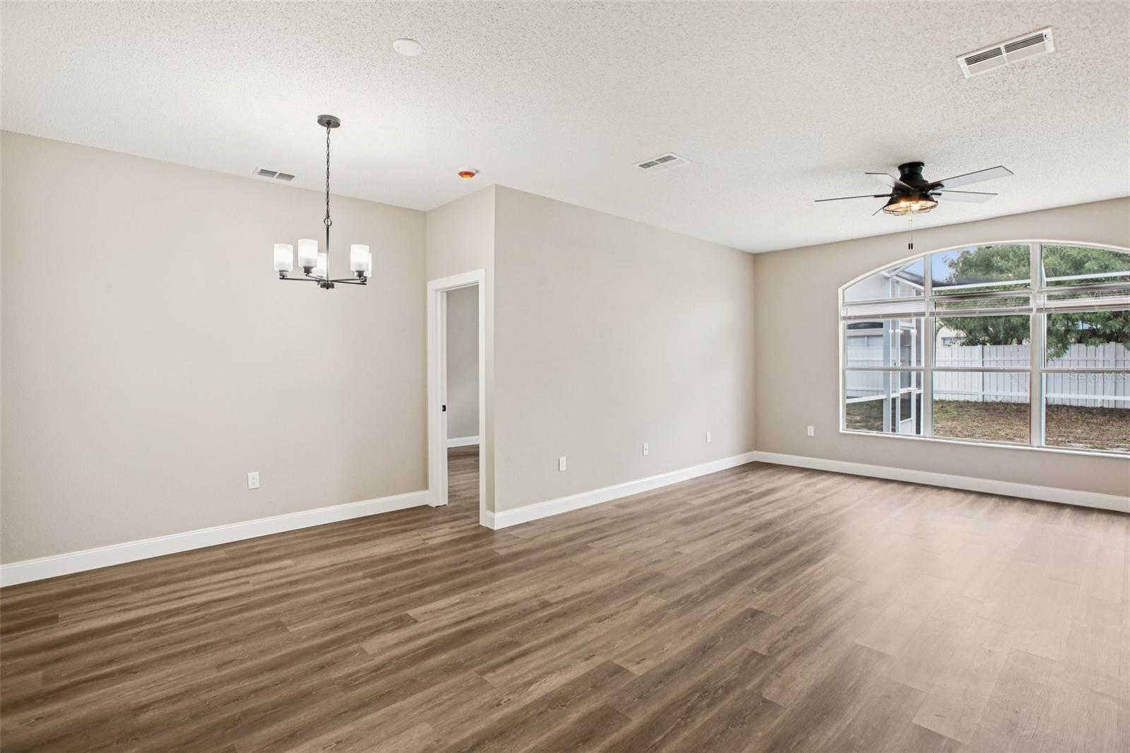 2700 SIERRA VISTA WAY — photo 12