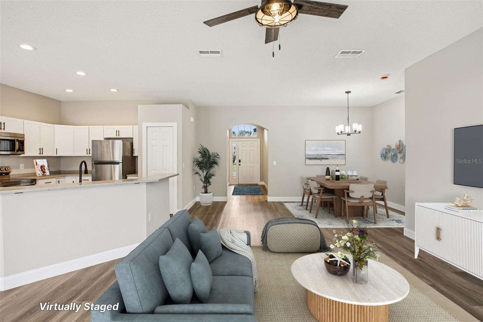2700 SIERRA VISTA WAY — photo 9