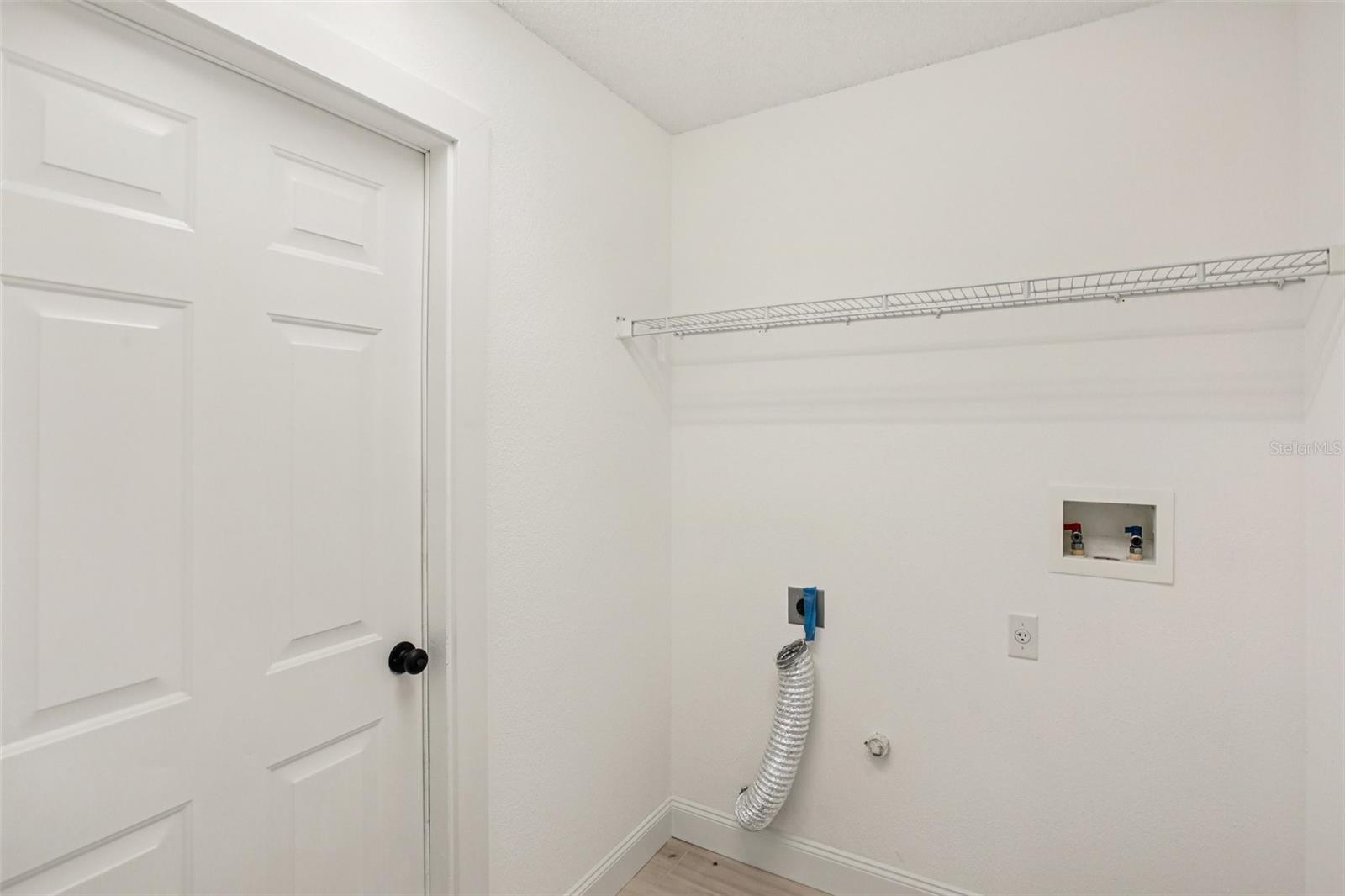 2700 SIERRA VISTA WAY — photo 33