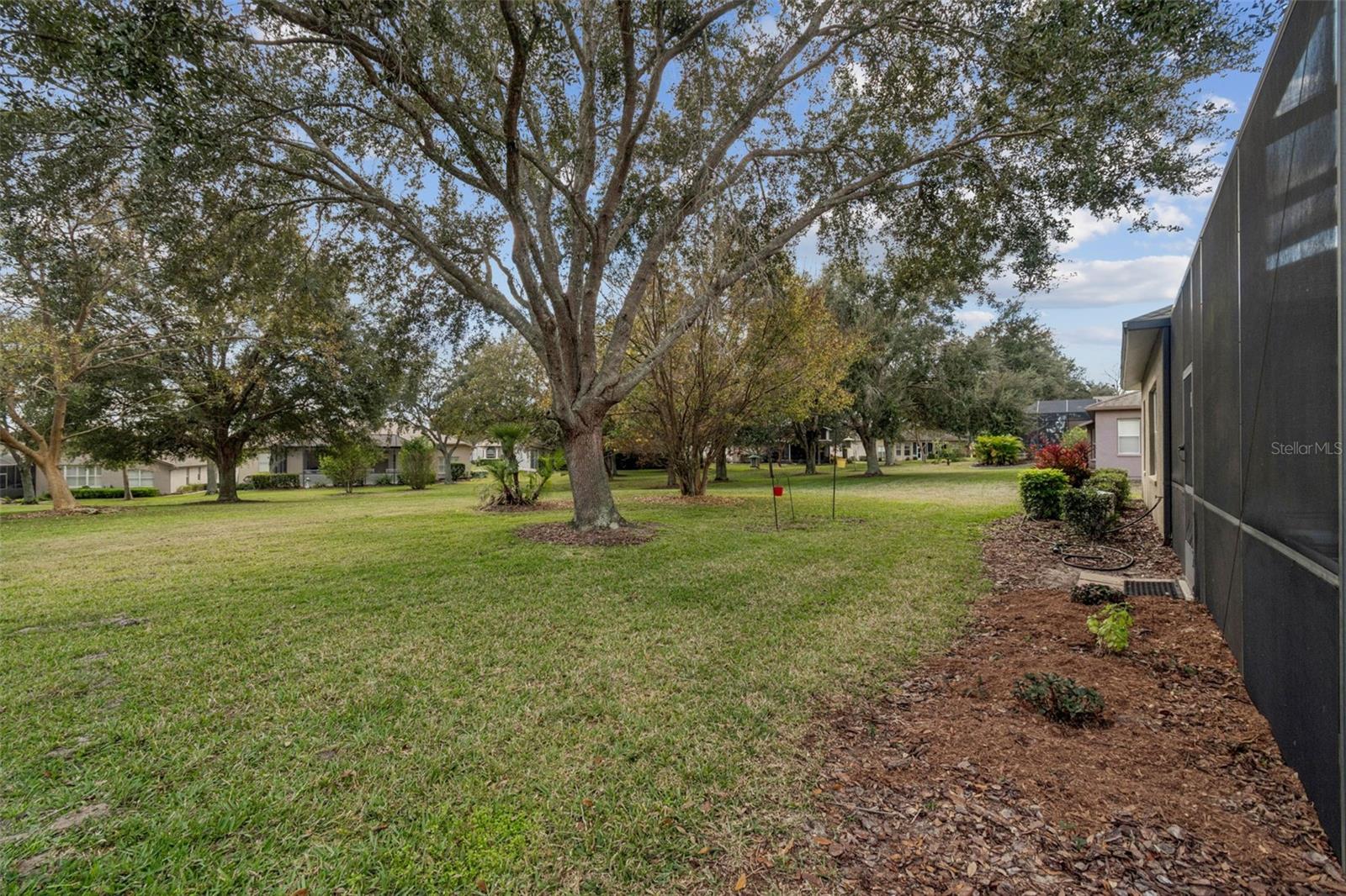 18902 GRAND CLUB DR — photo 34