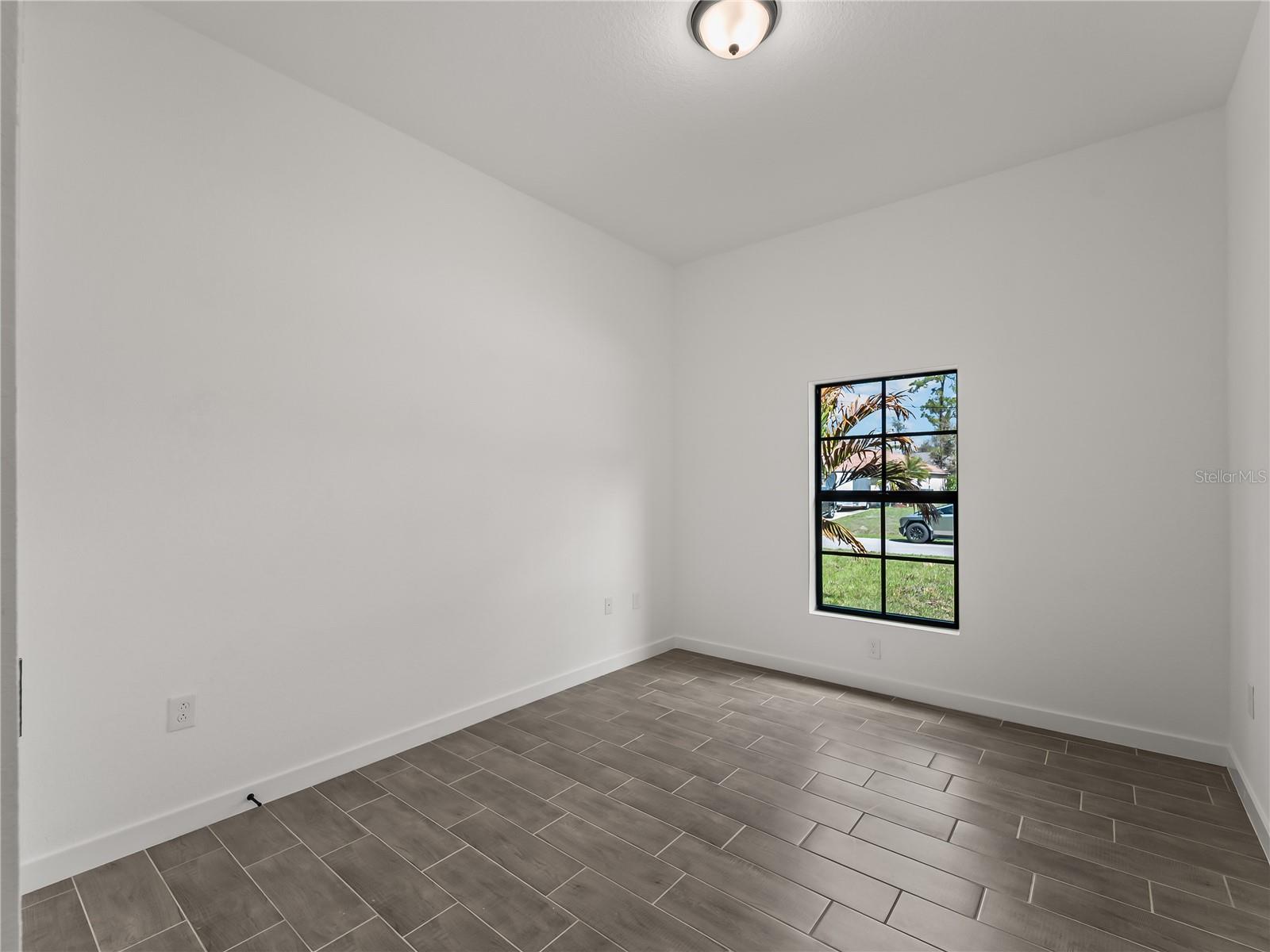 3085 STOCKTON AVE — photo 29