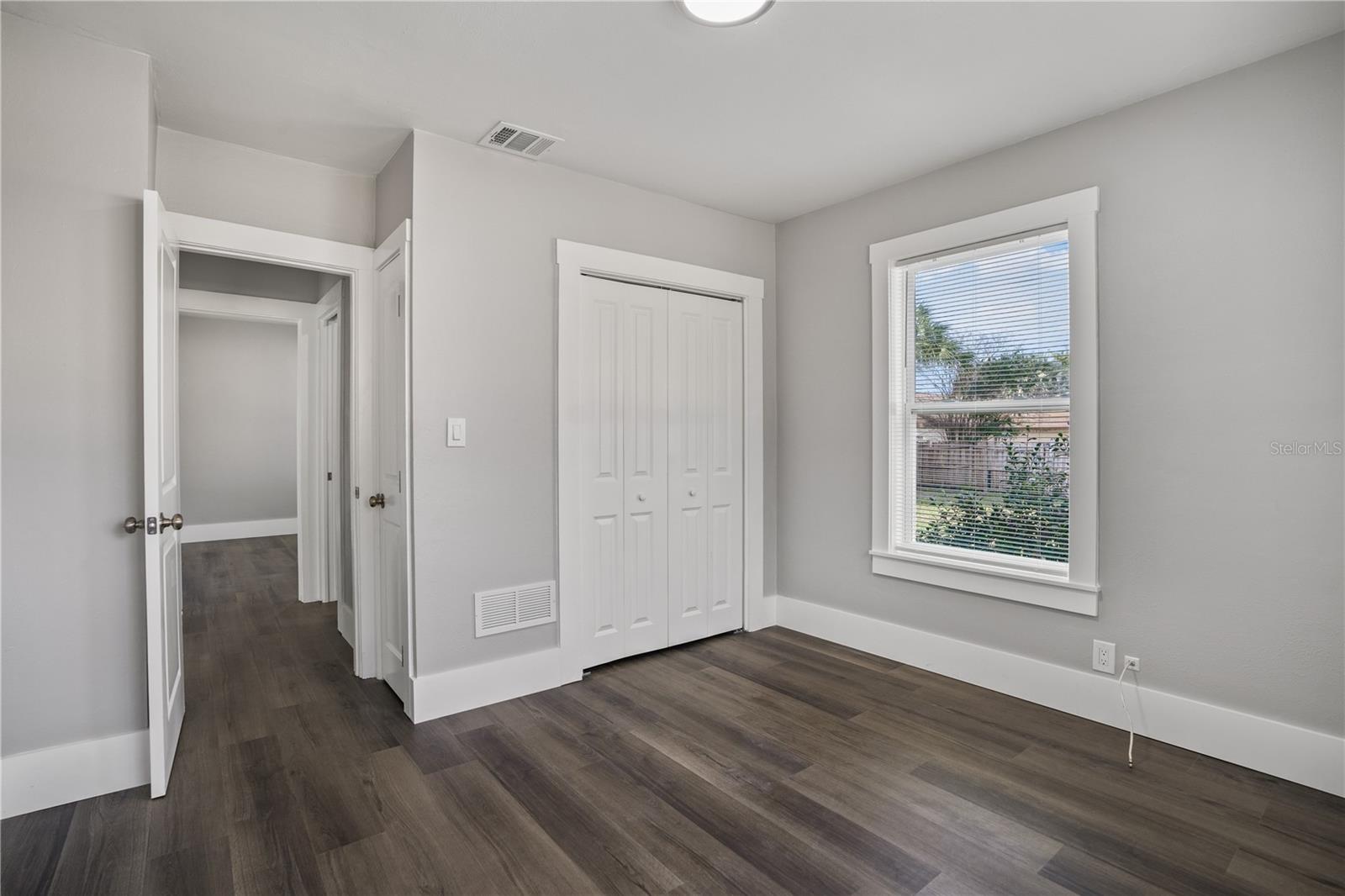 1006 15TH AVE NW — photo 12