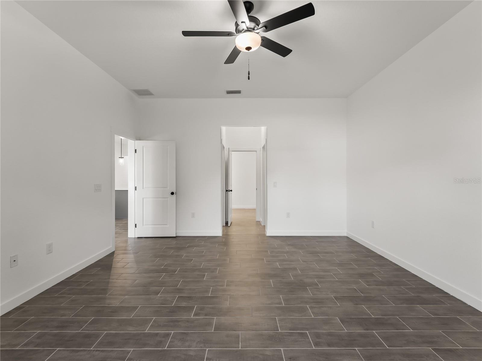 4409 LACOCO ST — photo 19