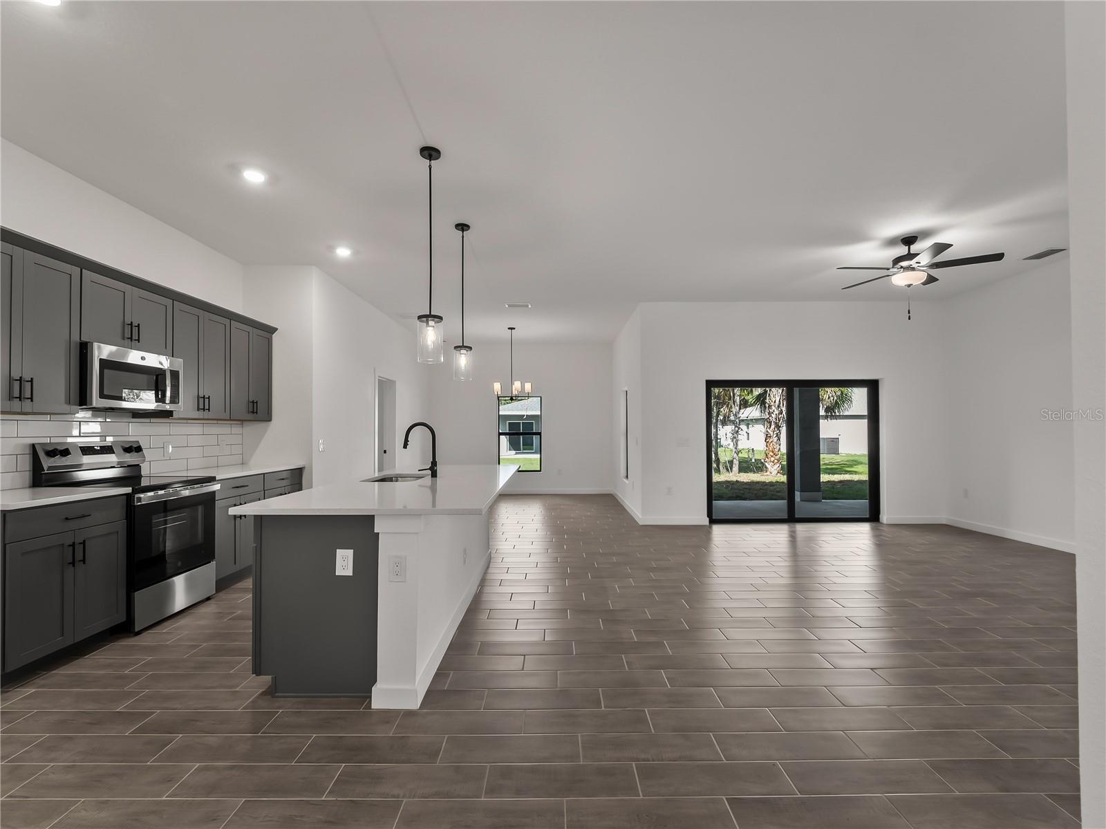 4409 LACOCO ST — photo 13